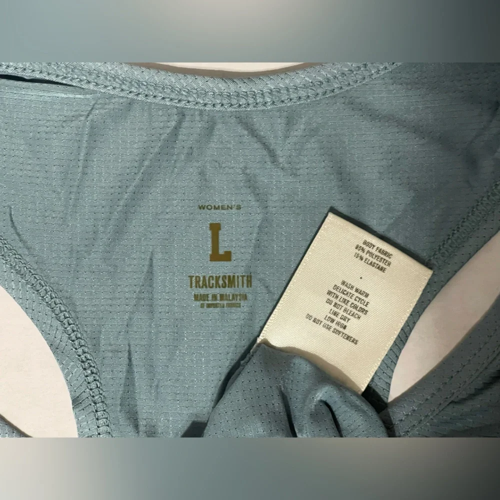 Tracksmith Twilight Tank - Women’s L - Stonewash/Slate? - EUC - Picture 3 of 3